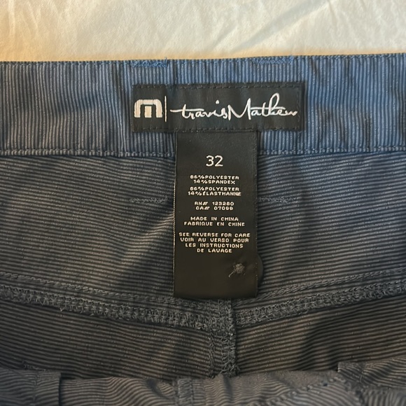 Travis Matthew’s Lightweight Shorts - Picture 2 of 4